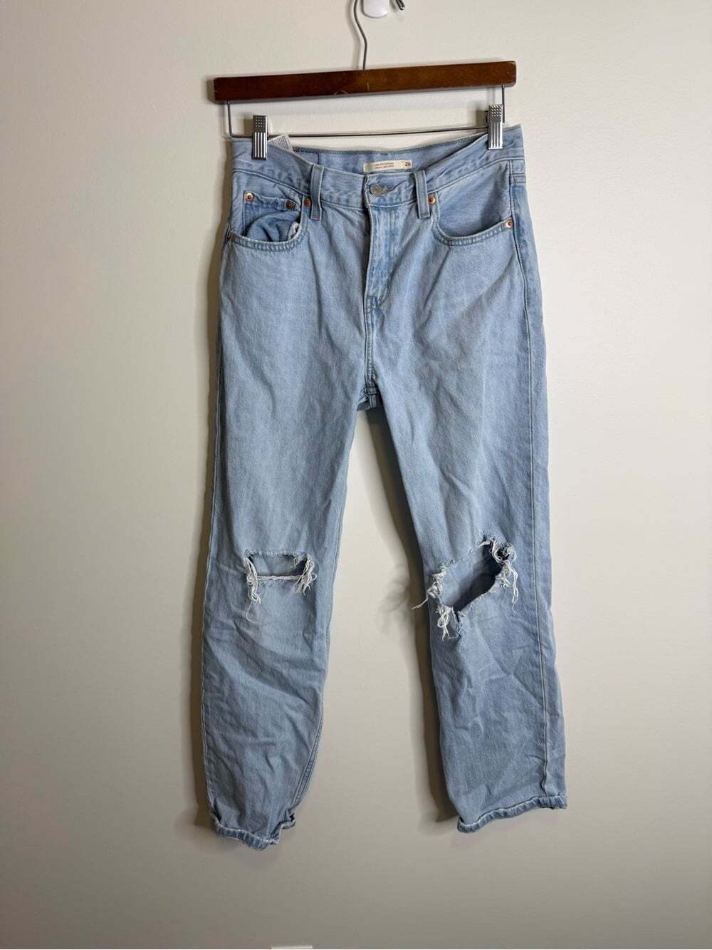 Levi's Low Pro Straight jeans size 26